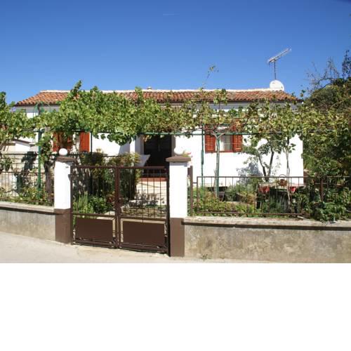 Charming Holiday Home in Pula near Beach