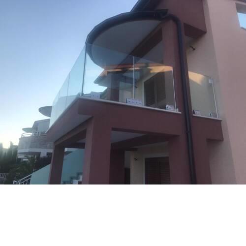 Bella Vista Apartments