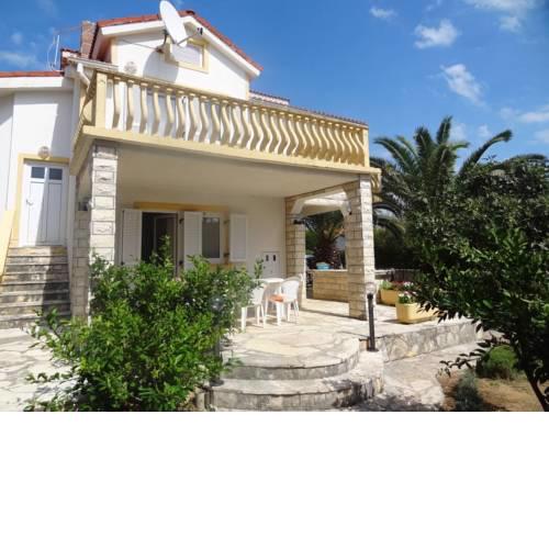 Big terrace apartment (4776-1)