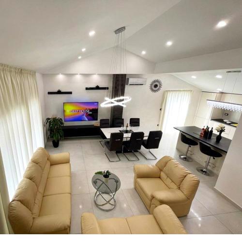 BLACK DIAMOND Apartment