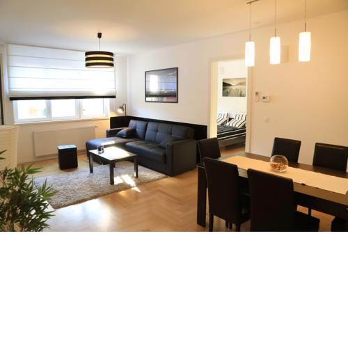 Black & White World Apartment