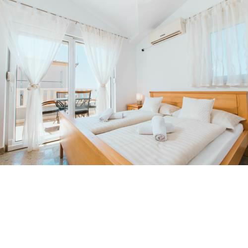 BLUE SEA HOUSE