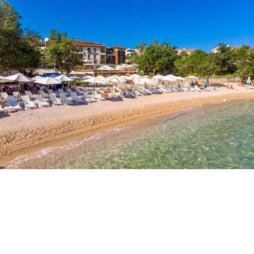 Blue Waves Resort