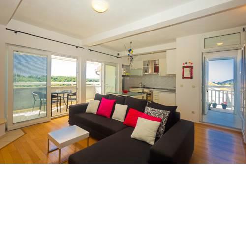 BlueSky Apartment