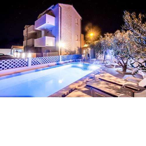 Bol apartments Gospojica