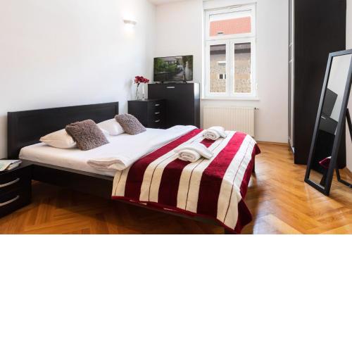 Bright and Spacious 2BDR Apartment in heart of Zagreb