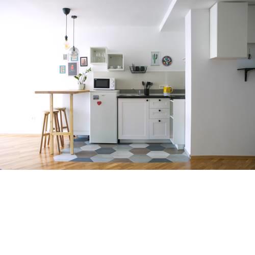 Newly renovated Bright apartment in the Center of Zagreb SELF CHECK IN