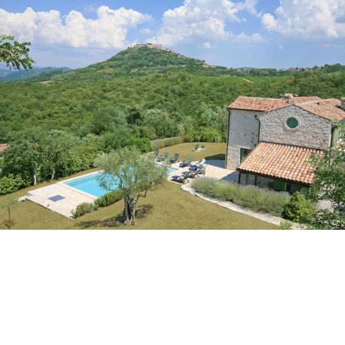 Brkac Villa Sleeps 8 Pool WiFi
