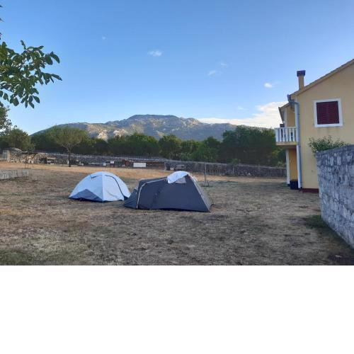 Camping Dolovi