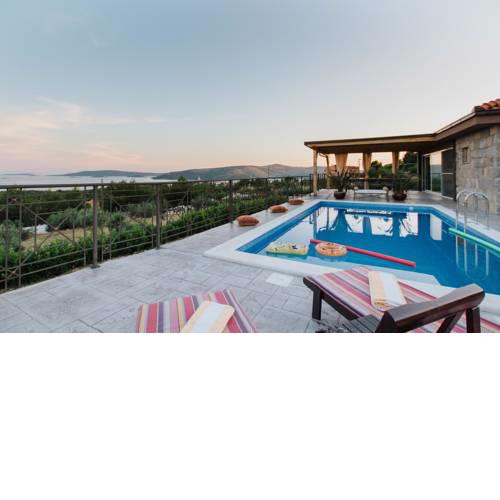 Capri House