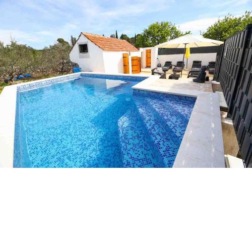 Casa Ambi - Villa with pool on the island Ciovo