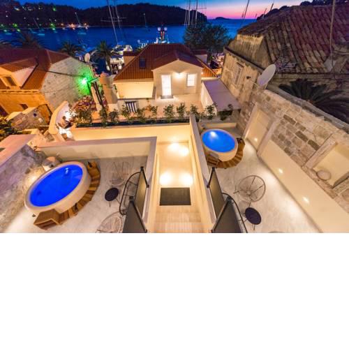 Casa Antika Suites