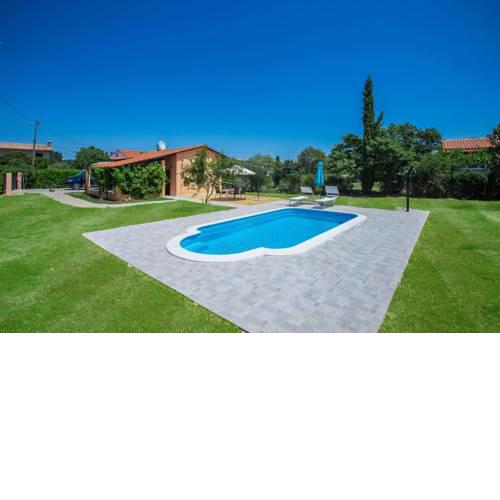 Casa Luka Vareški