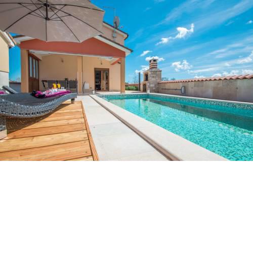 Casa Manera