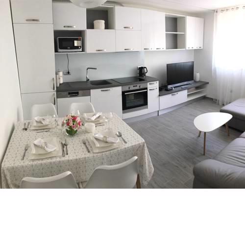 Central Beach Apartment
