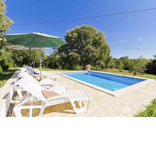 Cere Villa Sleeps 6 Pool Air Con WiFi