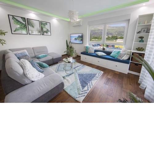 Charming apartment near the beach