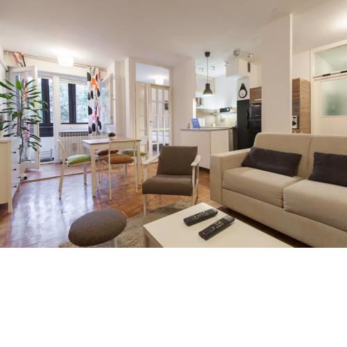 Charming apartment with free parking