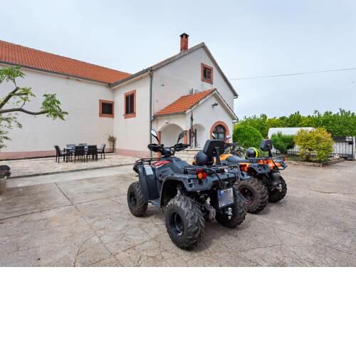 Charming Farmhouse in Smilčić with Private Sauna