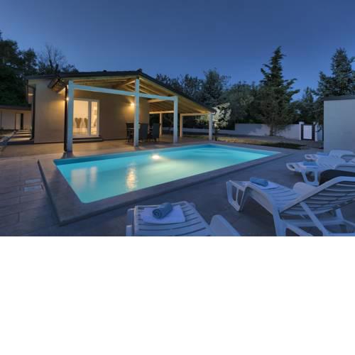 Charming House Noelene