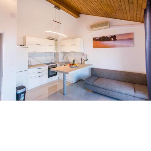Cirjak Apartments