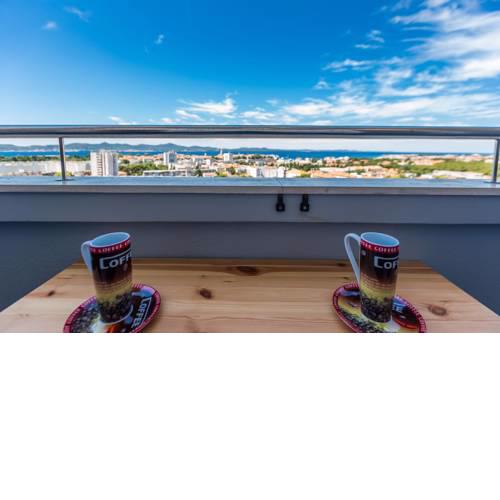 City&Sea view 2BR 4+2