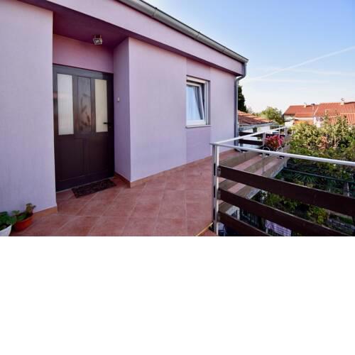 Comfortable two bedrooms apartment close to Hidrobaza beach
