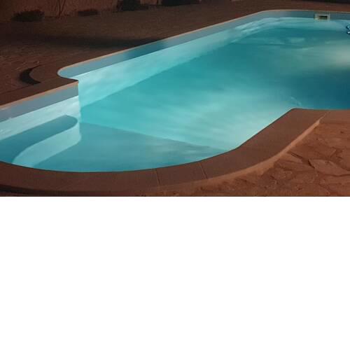 Compelx with detached house and spacious apartment