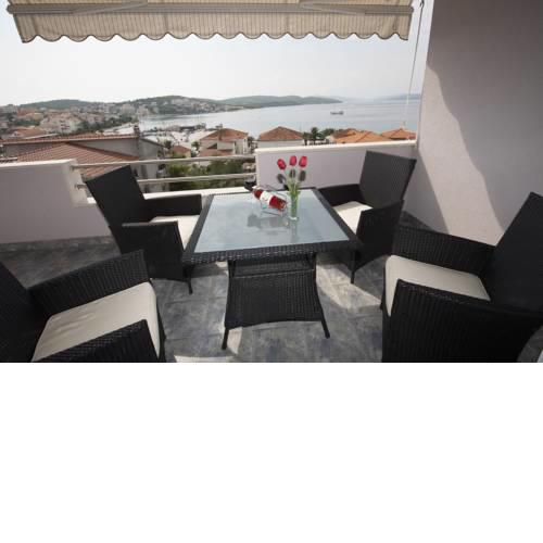 Copacabana Beach Apartments