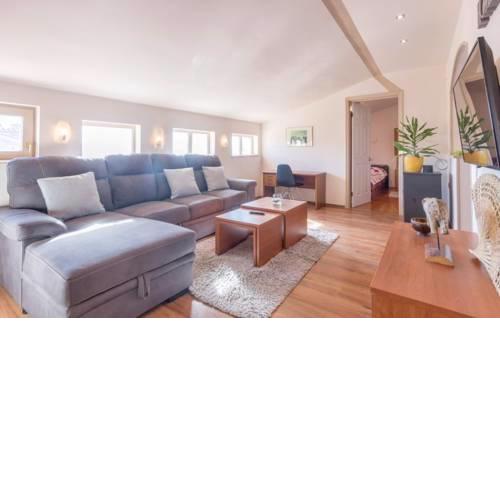 Cosy 2BD Apartment