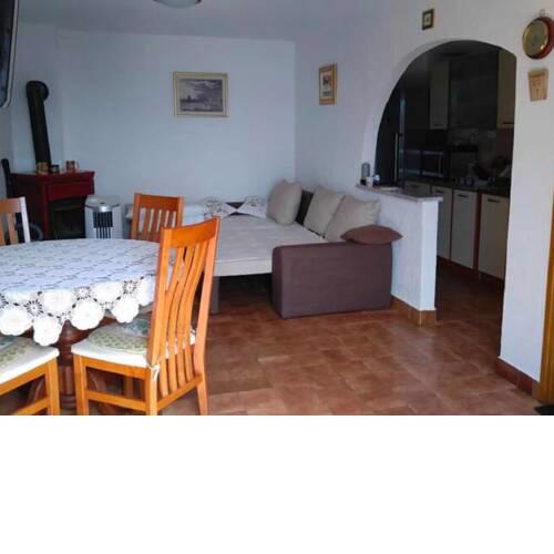 Cosy Apartment in Klenovica with Garden