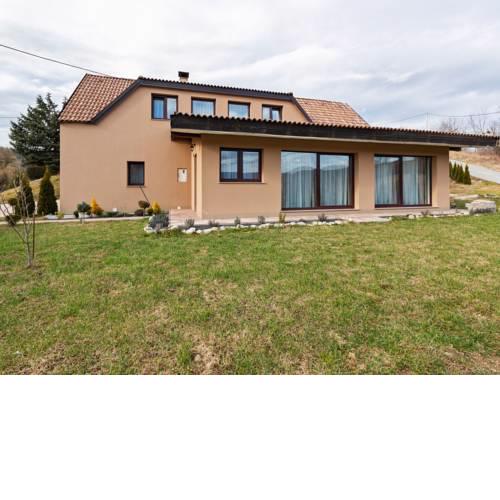 Cosy Mansion in Bednja with Sauna