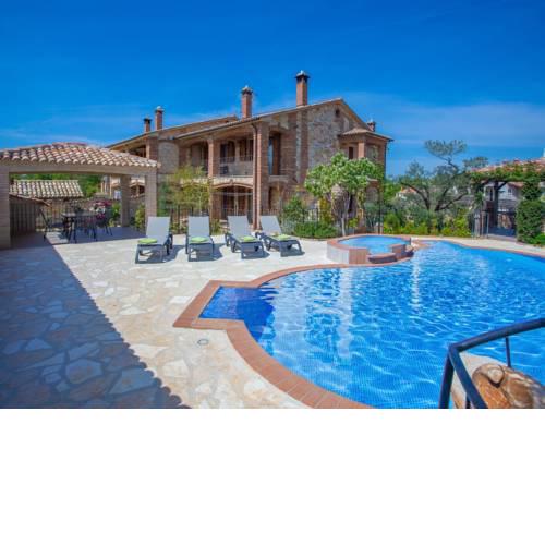 Cozy Apartment in Nova Vas with Swimming Pool