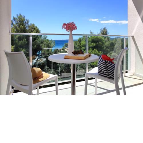 Crvena Luka Resort
