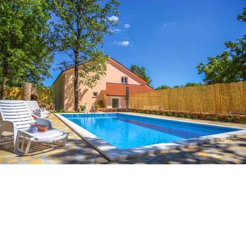 ctim253/ Simply decorated holiday house with a private pool