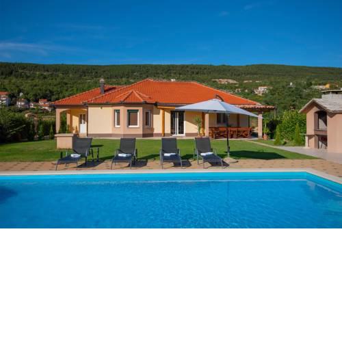 ctim307/ Modern holiday house with private pool 6+2