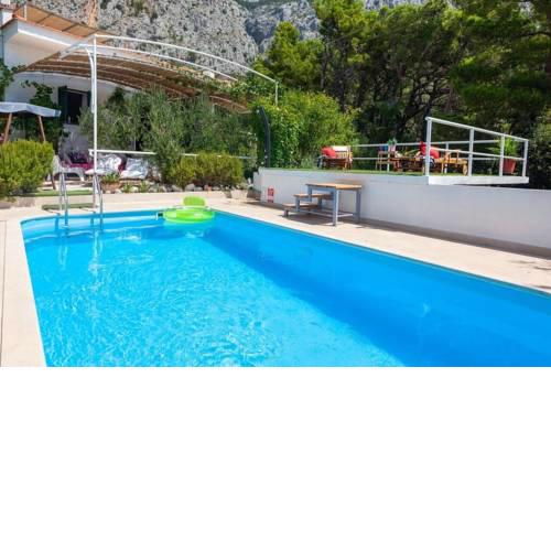 ctma144/ Charming holiday home