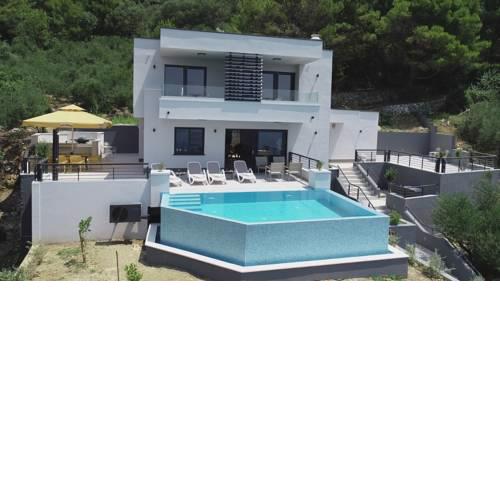 ctpo285 - Newly built Villa with pool 6+2 Persons in Makarska-Živogošce