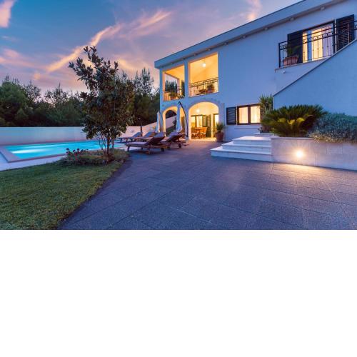 Dalmatian Villa with sea view and private pool