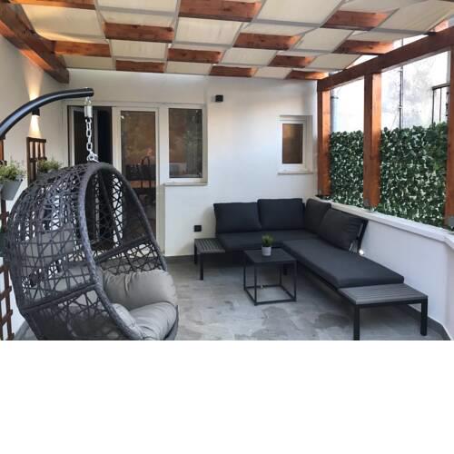Deluxe Rooms and Apartments Korzo