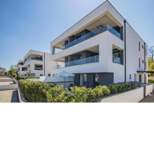 Dodo Apartments