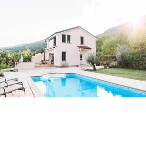 Domizil Opatija A&N, Villa mit Pool, Sauna u großem Garten