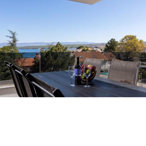 Double apartment with balcony and seaview