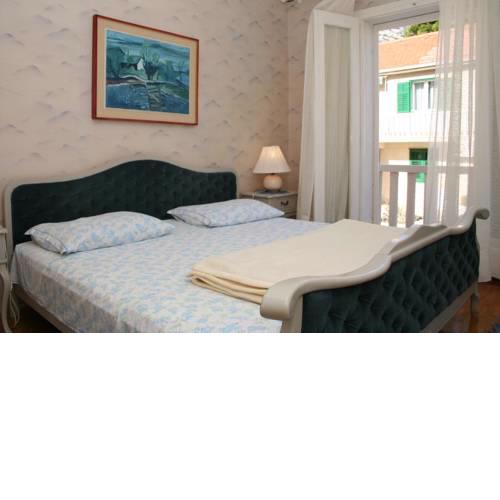 Double Room Bol 2875c