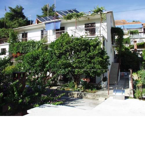 Double Room Jelsa 127a