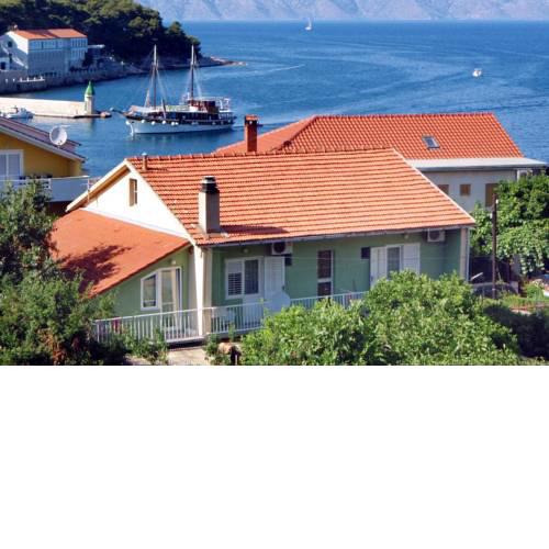 Double Room Jelsa 4602a