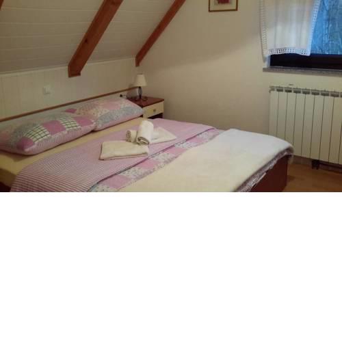 Double Room Jezerce 14711b