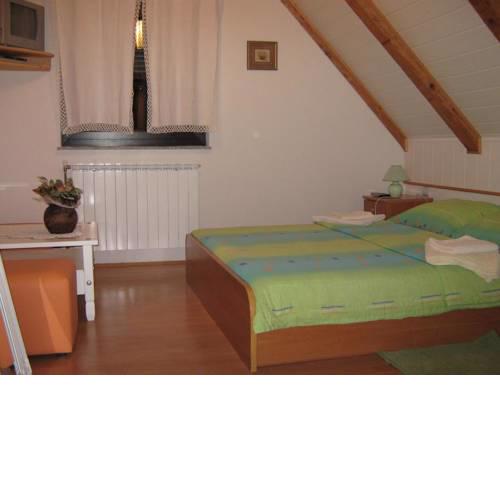 Double Room Jezerce 14711c
