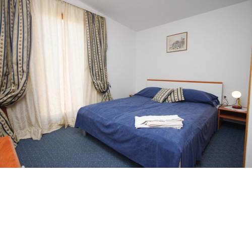 Double Room Metajna 3305v