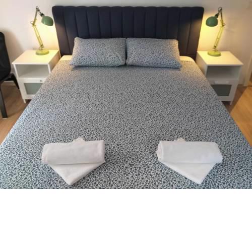 Double Room Njivice 17010a
